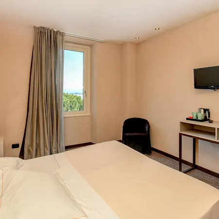 Tripoli Hotell