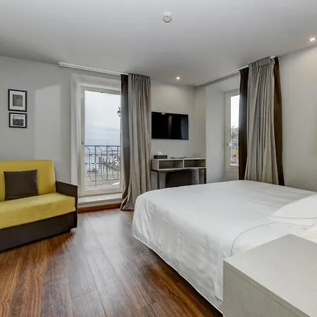 Tripoli Hotel Desenzano del Garda