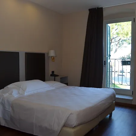 Tripoli 3*