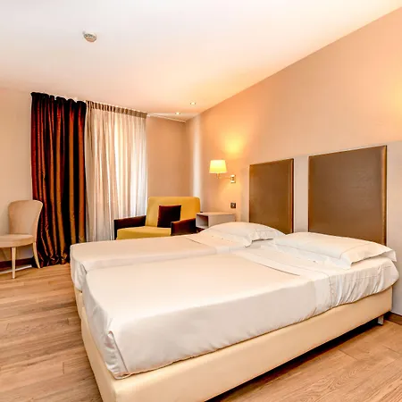 Hotel Tripoli 3*