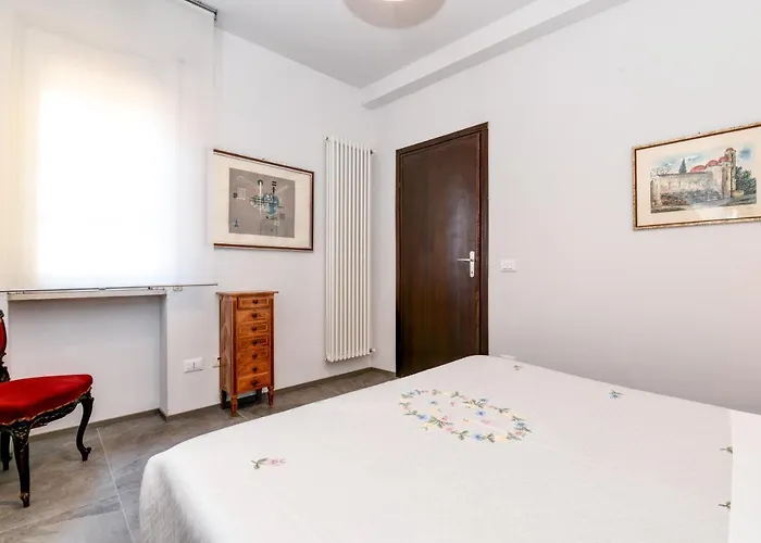 Tripoli 3* Desenzano del Garda