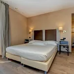 Otel Tripoli